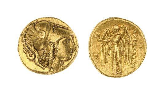 După moartea unui francez fără copii, în zidurile casei sale a fost descoperită o comoară. Rudele lui încă nu știu că s-au îmbogățit 983206