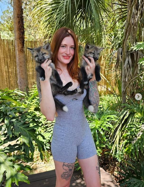 Gest șocant făcut de o vedetă YouTube care a fost hărțuită online. Soțul ei a transmis un mesaj tulburător: „Nu a mai putut suporta” 983758