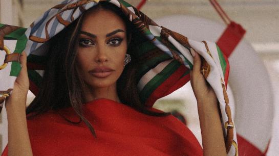 Mădălina Ghenea şi-a uimit încă o dată fanii cu un anunţ surpriză: „Mă simt recunoscătoare, entuziasmată și pregătită” 983738