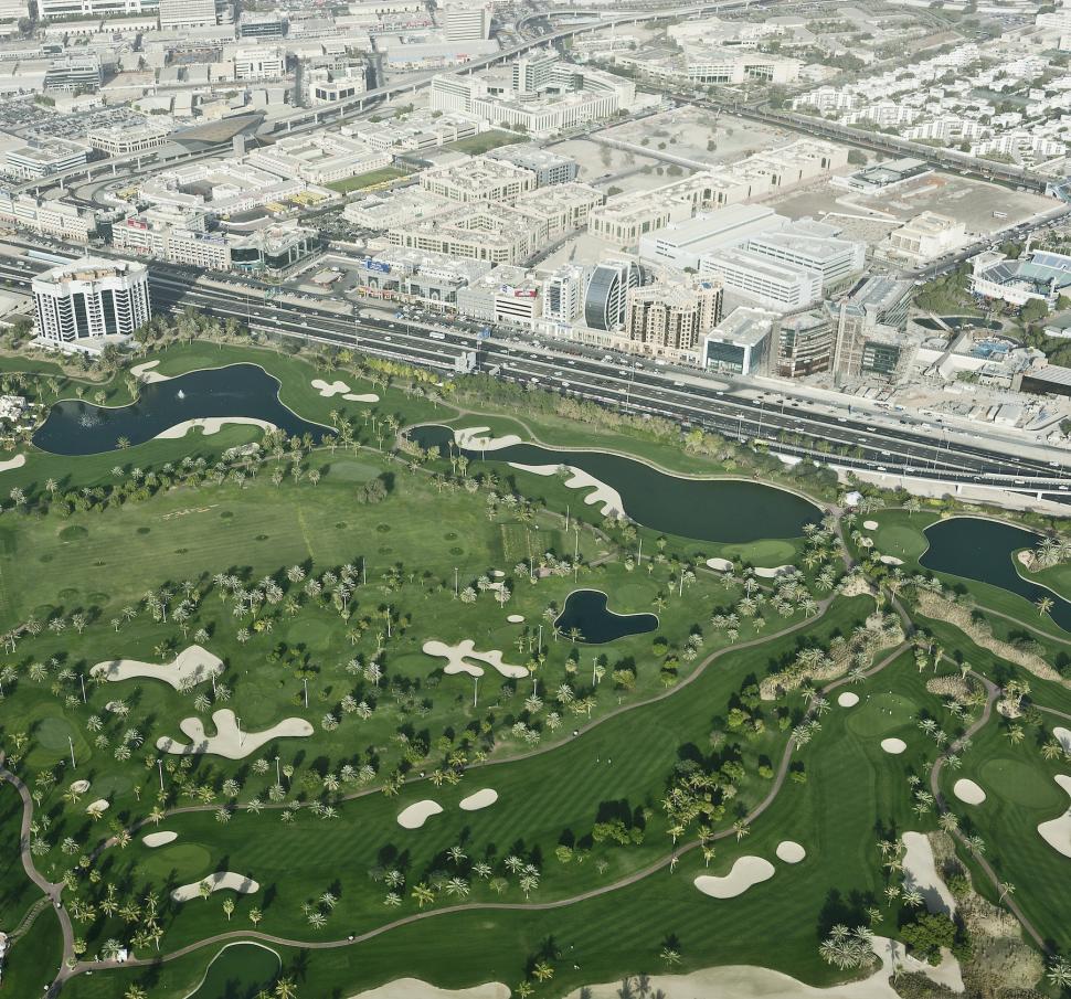 Cum arăta oraşul preferat al românilor când a fost la un pas să devină parte din India. Istoria neştiută a Dubaiului 984598