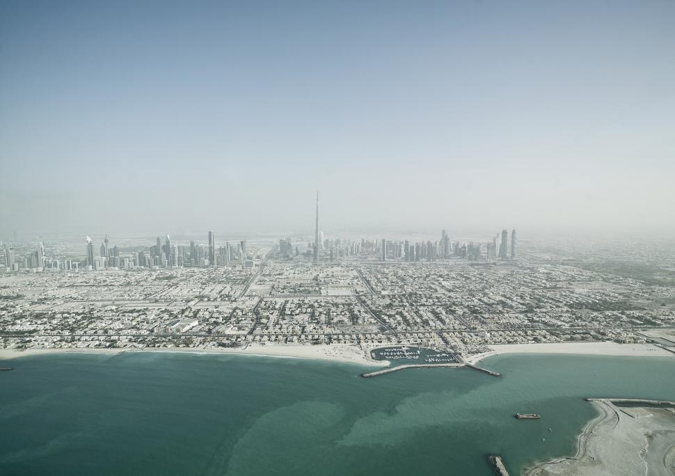 Cum arăta oraşul preferat al românilor când a fost la un pas să devină parte din India. Istoria neştiută a Dubaiului 984605