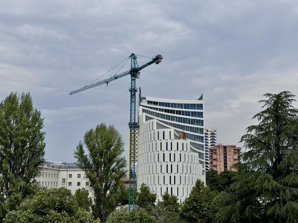 Cum se transformă una dintre cele mai sărace capitale din Europa în „New York-ul din Balcani”. Planul îndrăzneț al Albaniei 984251