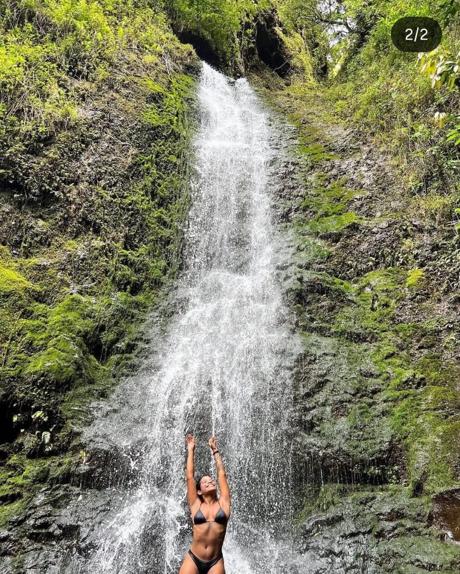 Juliana, turista care a fost găsită moartă în râpa unui vulcan după 4 zile de agonie, putea fi salvată, spune familia ei 984765