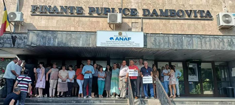 Angajaţii ANAF fac proteste spontane în mai multe judeţe din România. Care sunt cele 3 solicitări transmise în comunicat 985027
