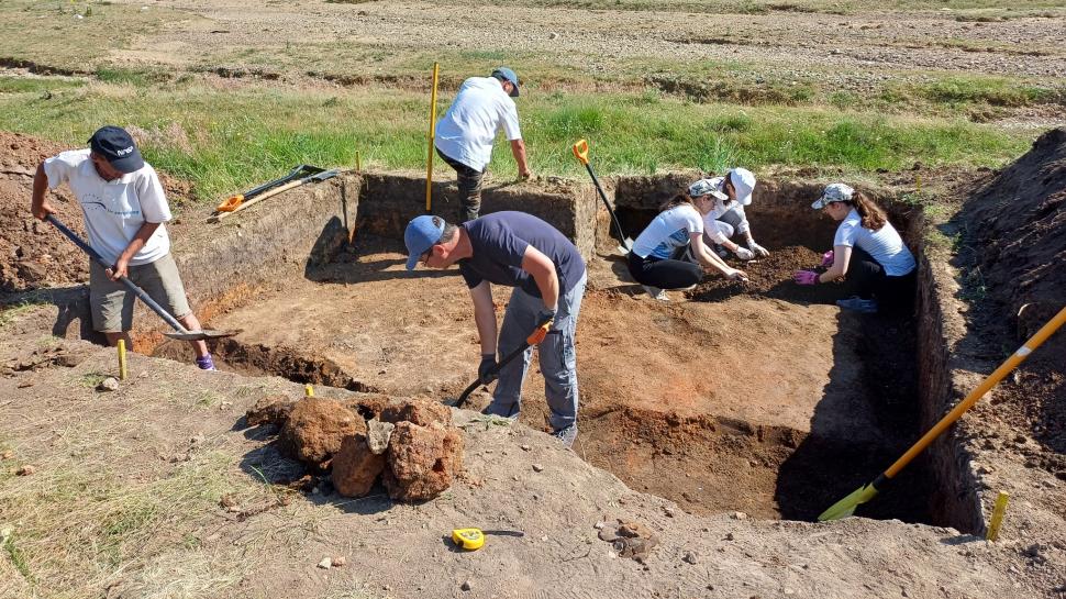 Descoperire arheologică în Vrancea: Patru aşezări umane, vechi de peste 7.500 de ani, au fost descoperite la Movilița 985300