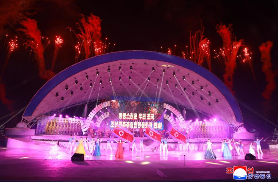 Prețul ireal al unei vacanțe la mare în Coreea de Nord, în resortul inaugurat de Kim Jong Un. Turiștii vor avea ghid și la plajă 985178