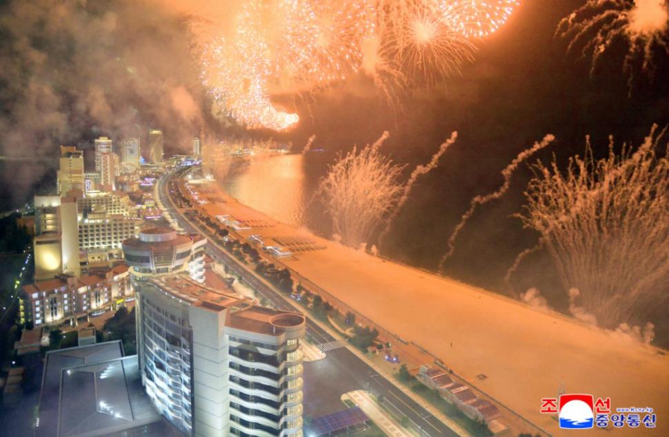 Prețul ireal al unei vacanțe la mare în Coreea de Nord, în resortul inaugurat de Kim Jong Un. Turiștii vor avea ghid și la plajă 985179