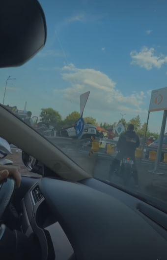 Accident grav lângă Bucureşti. Un şofer a fost proiectat prin trapa SUV-ului şi a murit. Titi Aur: "Doi şoferi iresponsabili" 985347