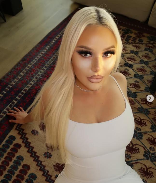 Moartea învăluită în mister a unei vedete de filme pentru adulți, de 28 de ani. A apărut și într-un documentar Netflix 985809