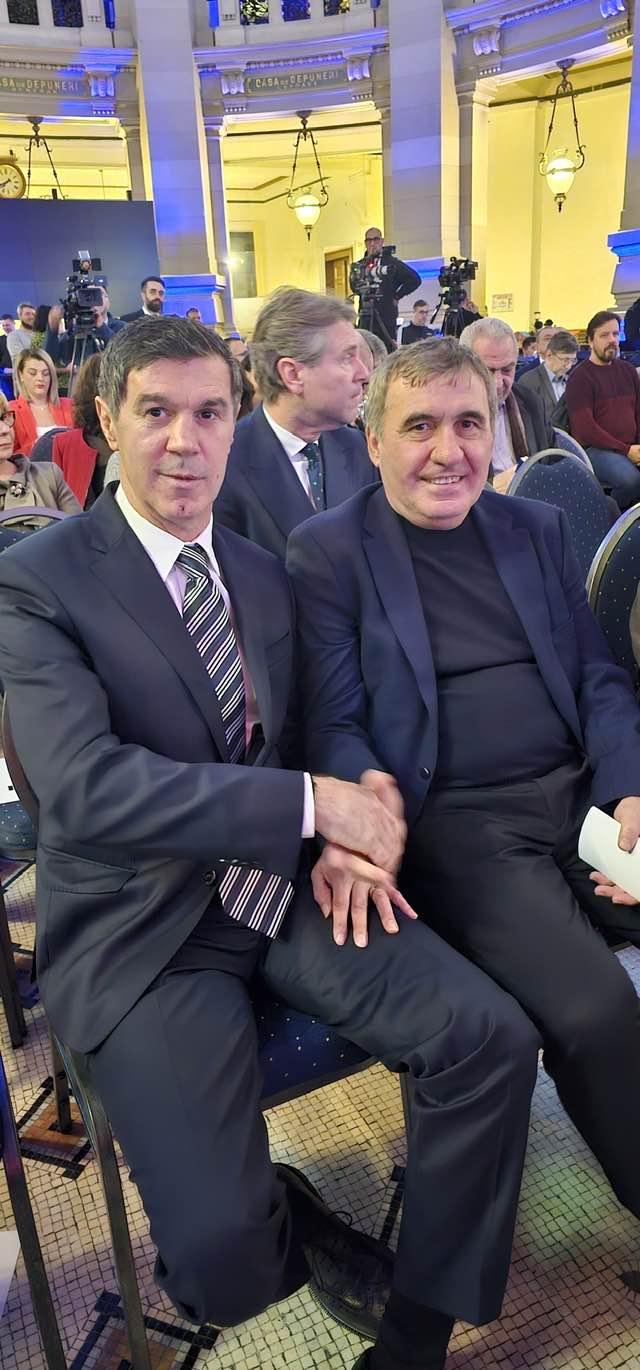 Sicriul cu trupul neînsufleţit al lui Mihai Leu va fi dus miercuri la Hunedoara. Înmormântarea va avea loc vineri 985787