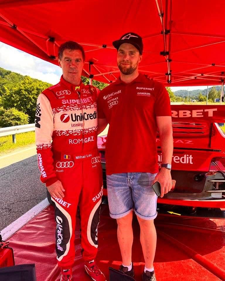 Sicriul cu trupul neînsufleţit al lui Mihai Leu va fi dus miercuri la Hunedoara. Înmormântarea va avea loc vineri 985792