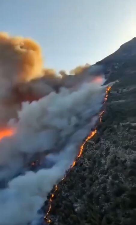 Incendii grave de vegetaţie în Creta, Kythera și Halkidiki, unde sunt turiști români în vacanță 986144