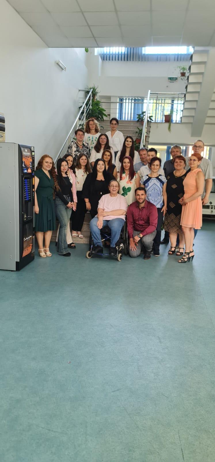 De la o viață frântă la șefă de promoție: „Nu sunt o victimă. Sunt o învingătoare” 985599