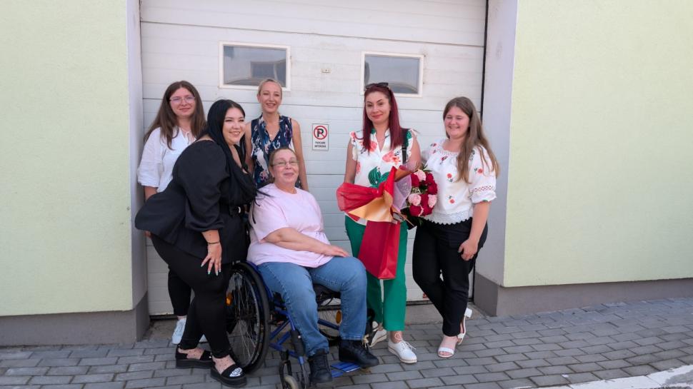 De la o viață frântă la șefă de promoție: „Nu sunt o victimă. Sunt o învingătoare” 985600