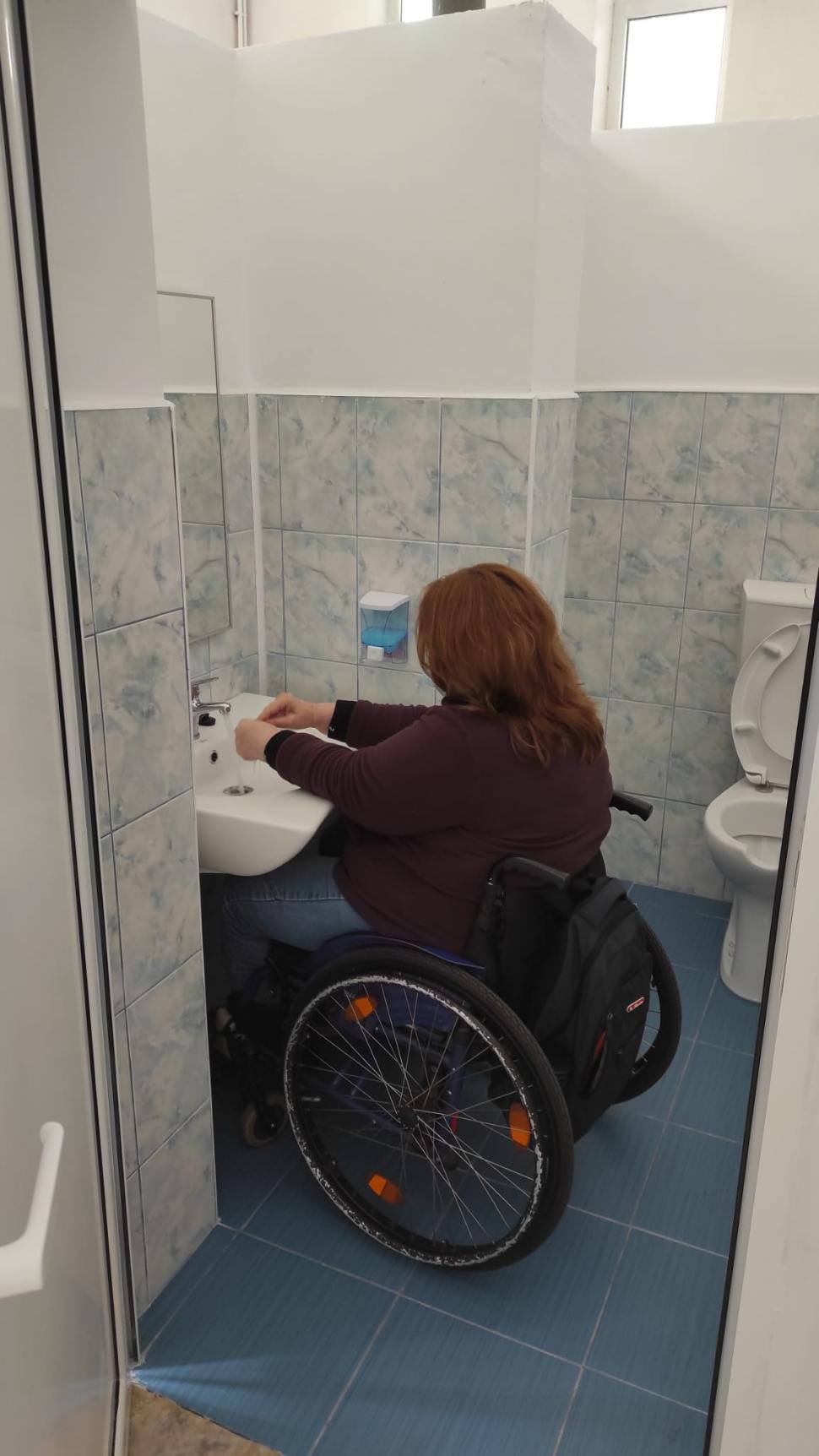 De la o viață frântă la șefă de promoție: „Nu sunt o victimă. Sunt o învingătoare” 985609