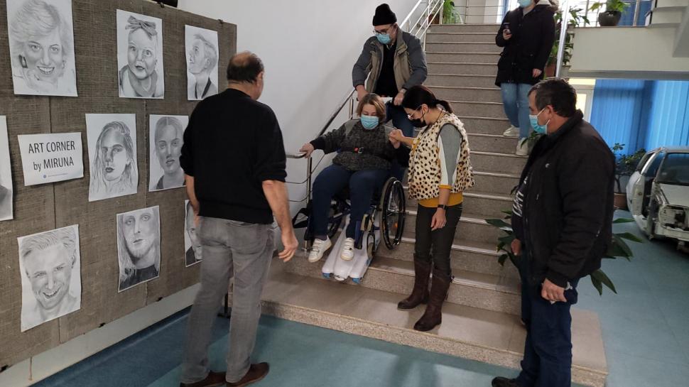 De la o viață frântă la șefă de promoție: „Nu sunt o victimă. Sunt o învingătoare” 985615