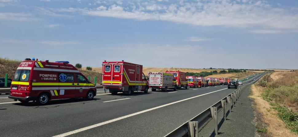 Carambol pe A2. A fost activat Planul Roșu de Intervenție. Imagini cu desfășurarea impresionantă de forțe 986814