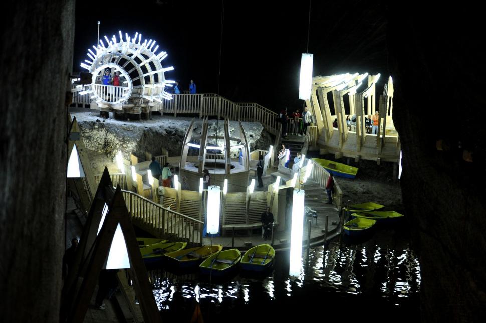 „Orașul de sare” din inima Transilvaniei: Ce se ascunde la 120 de metri sub pământ 986850