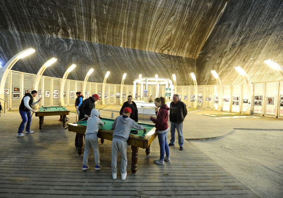 „Orașul de sare” din inima Transilvaniei: Ce se ascunde la 120 de metri sub pământ 986851