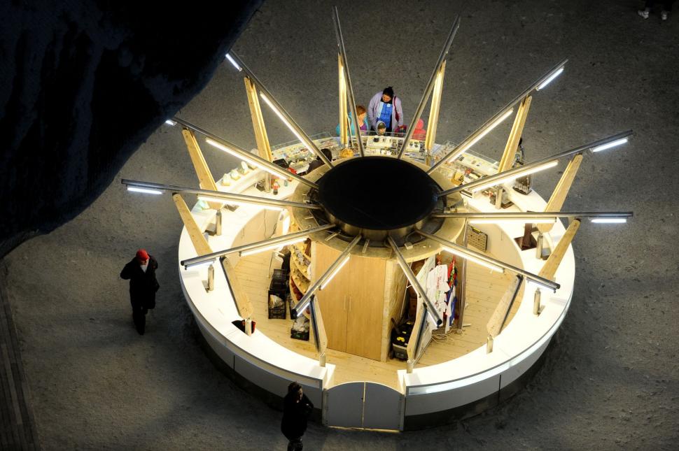 „Orașul de sare” din inima Transilvaniei: Ce se ascunde la 120 de metri sub pământ 986853