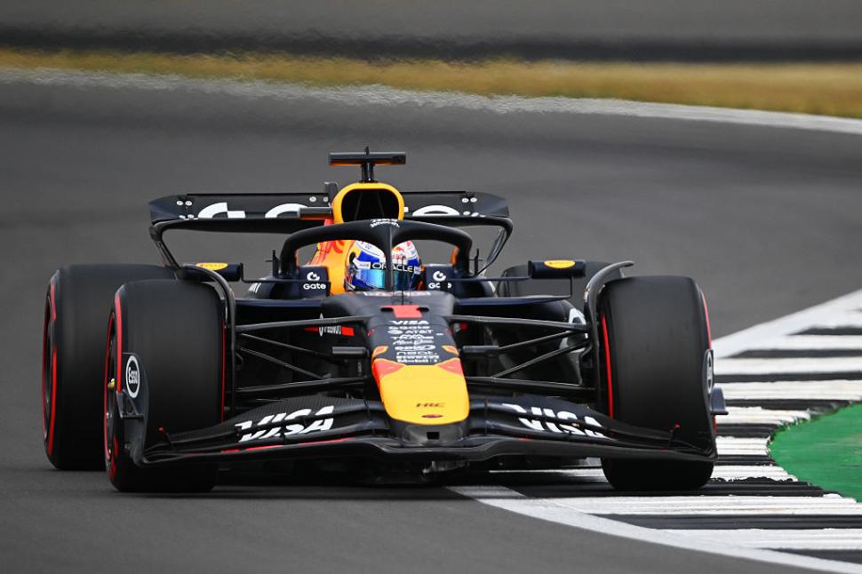 Start exploziv la Silverstone: Max Verstappen în pole position, ploaia poate schimba totul 986823