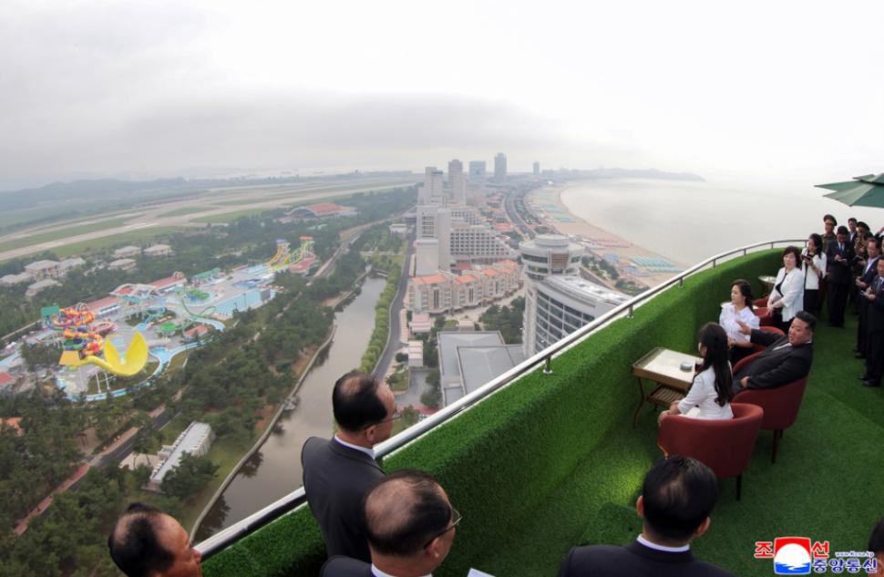 Hoteluri fantomă ale lui Kim Jong Un. Ce s-a aflat despre resortul de lux de la mare cu care se laudă Coreea de Nord 987156