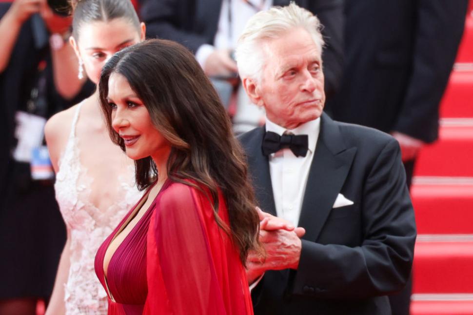 La 80 de ani, Michael Douglas a anunțat că se retrage din activitate ca să se dedice soției 987304