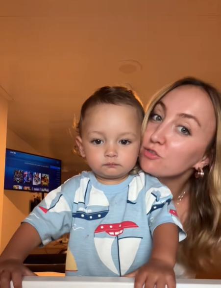 O femeie cu un copil de 2 ani spune cum e să locuiești pe un vas de croazieră, cu totul gratuit. Există, totuși, un dezavantaj 987380