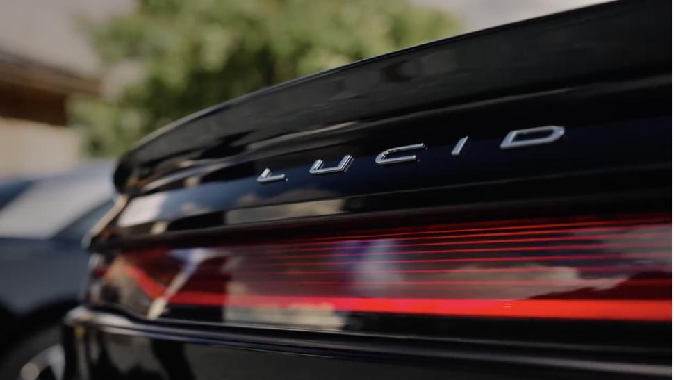 Nou record mondial de autonomie stabilit de o mașină electrică: Cum arată Lucid Air Grand Touring și ce drum a parcurs după o încărcare 987653