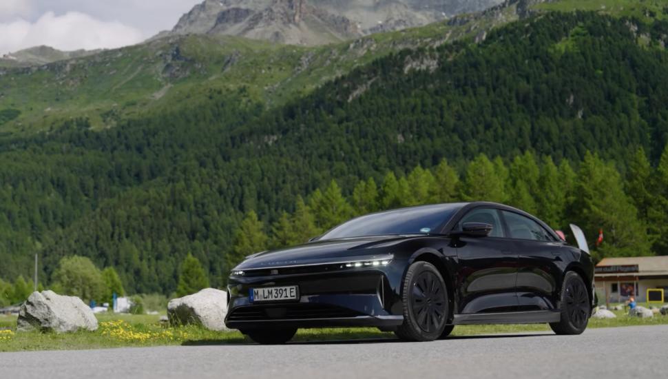 Nou record mondial de autonomie stabilit de o mașină electrică: Cum arată Lucid Air Grand Touring și ce drum a parcurs după o încărcare 987654
