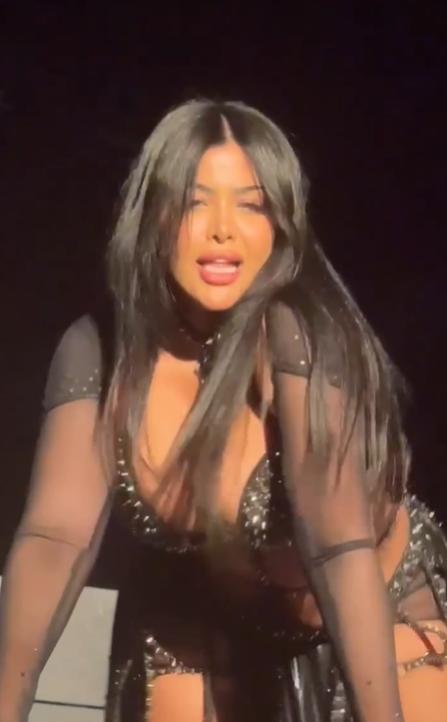 O dansatoare din buric a fost arestată în Egipt pentru că are postări prea „provocatoare” pe Instagram 988171