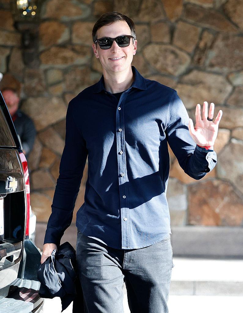 „Tabăra de vară a miliardarilor”: Altman, Cook, Pichai și alți titani tech stau față în față. Apariția-surpriză este Ivanka Trump 988035