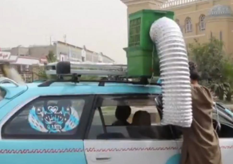Imagini hilare cu taxiurile cu burlane din Afganistan. Șoferii improvizează aer condiționat: "E mai bun decât cel din fabrică" 988969