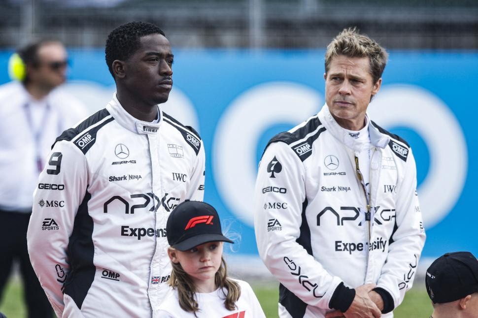 Este reală echipa APX GP din filmul Formula 1 cu Brad Pitt? Sponsorii s-au bătut pentru un loc pe echipamente și monopost 988844