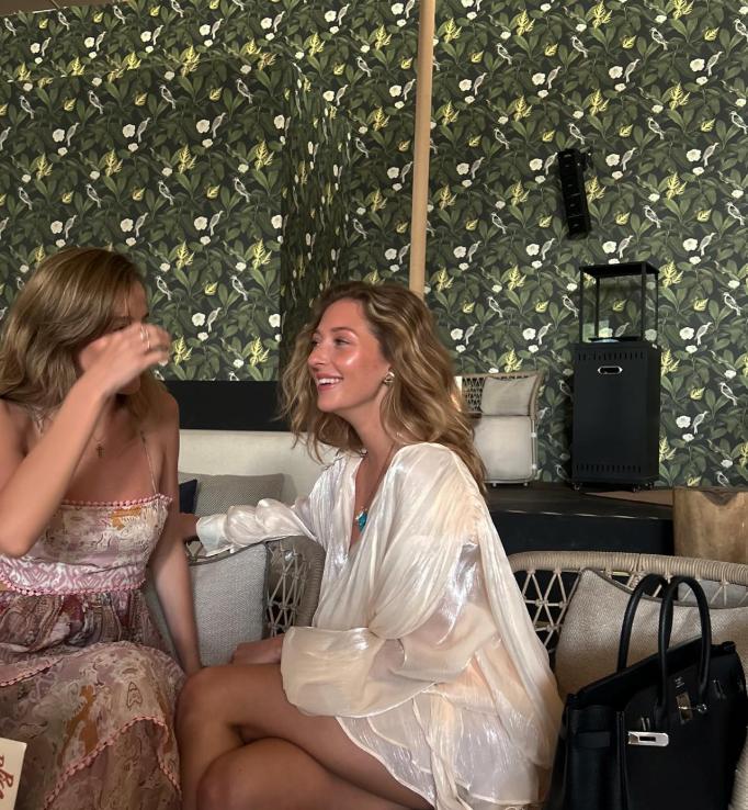 Blestemul numelui. O studentă cu nume neobișnuit a recunoscut până la urmă că stră-străbunicul ei a fost „Zeul Războiului” 989490