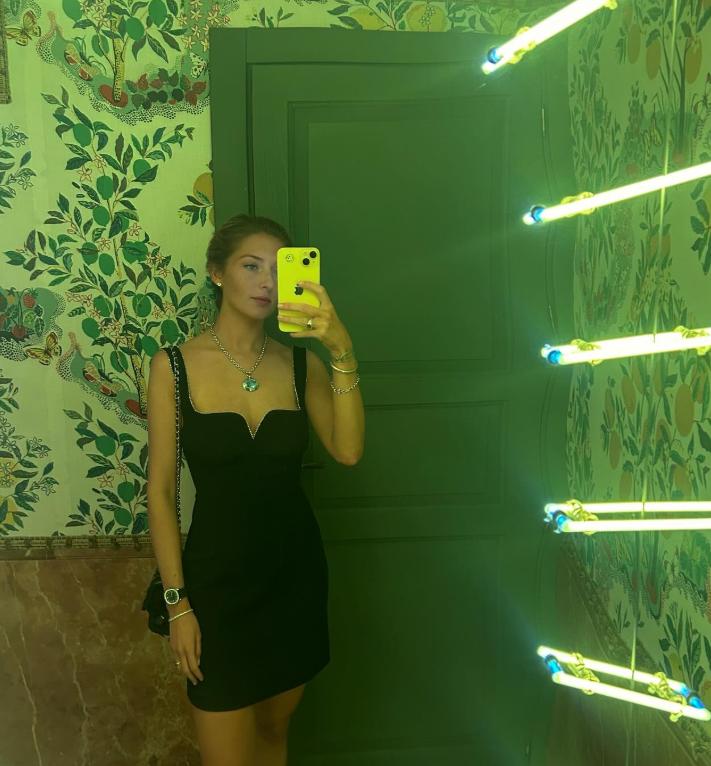 Blestemul numelui. O studentă cu nume neobișnuit a recunoscut până la urmă că stră-străbunicul ei a fost „Zeul Războiului” 989504