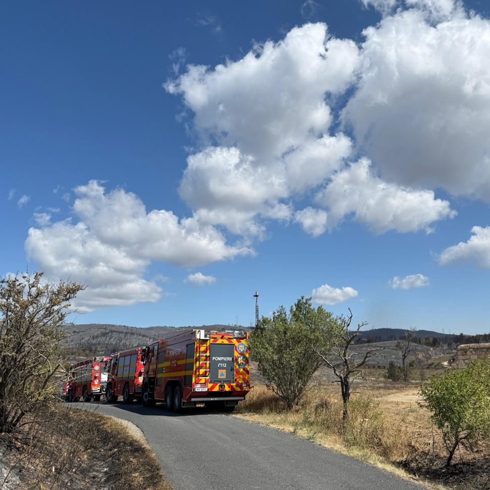 Macron le mulțumește, în limba română, pompierilor din țara noastră: „Asta înseamnă spiritul european” 989593