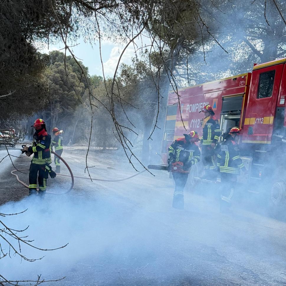 Macron le mulțumește, în limba română, pompierilor din țara noastră: „Asta înseamnă spiritul european” 989594
