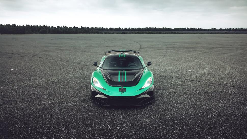 "Cea mai rapidă maşină electrică" a stabilit 24 de recorduri mondiale. În cât timp atinge 400 de km/h şi care e viteza maximă posibilă 989982