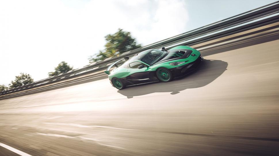 "Cea mai rapidă maşină electrică" a stabilit 24 de recorduri mondiale. În cât timp atinge 400 de km/h şi care e viteza maximă posibilă 989983