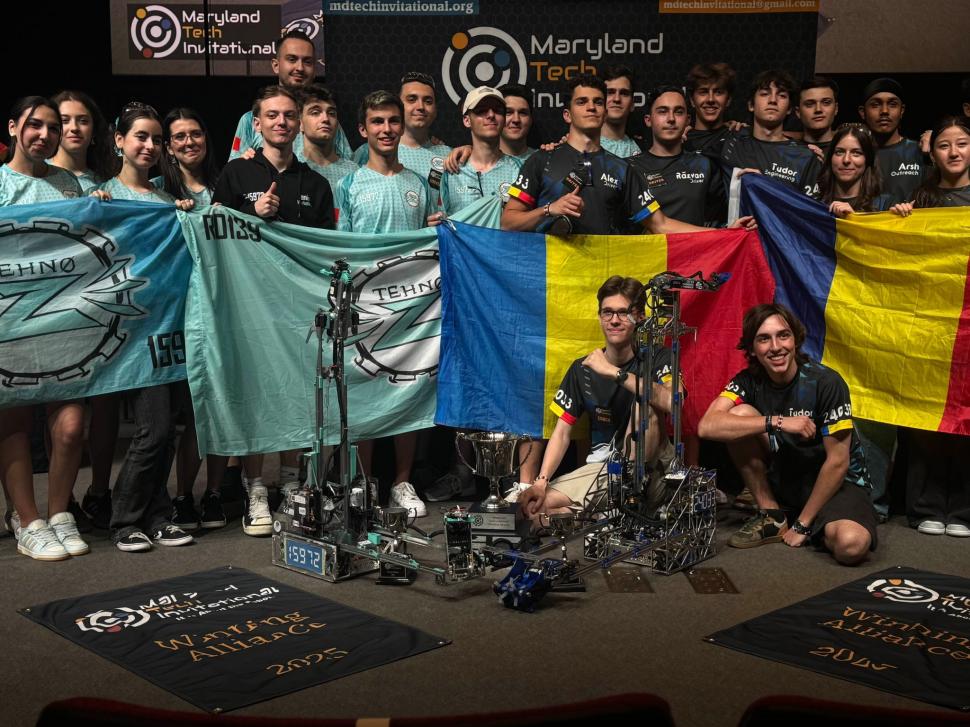 O echipă de liceeni din Pitești a învins giganții SUA și China la cel mai prestigios concurs de robotică din lume 989464