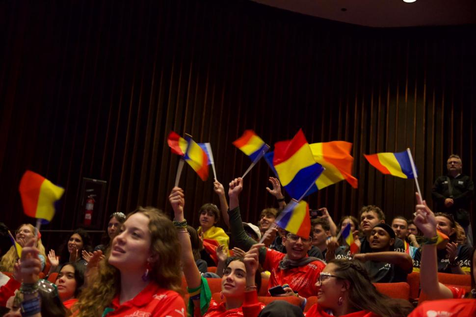 O echipă de liceeni din Pitești a învins giganții SUA și China la cel mai prestigios concurs de robotică din lume 989470