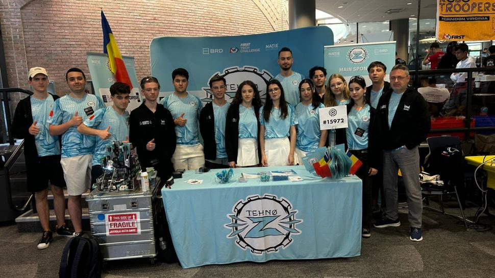 O echipă de liceeni din Pitești a învins giganții SUA și China la cel mai prestigios concurs de robotică din lume 989472