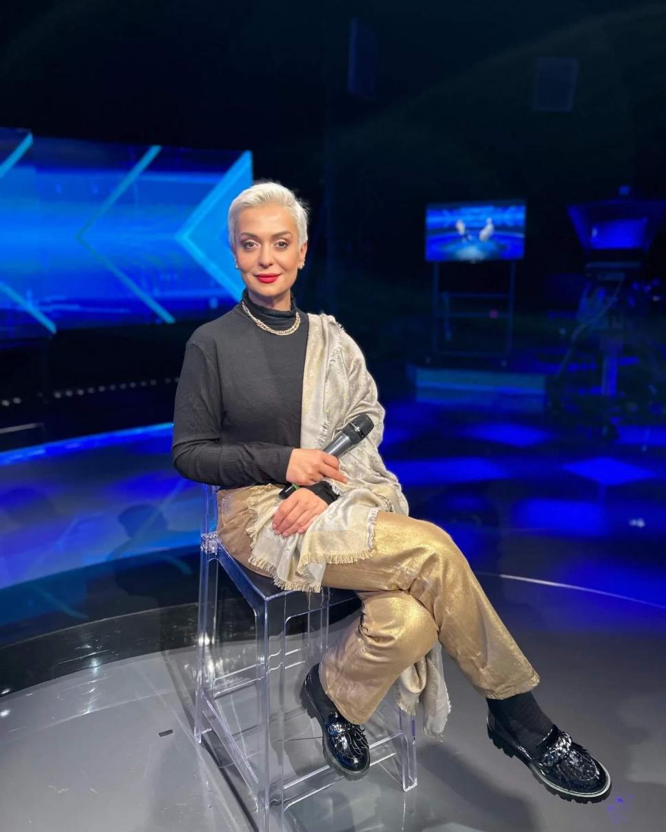 Un clip creat de AI cu Monica Anghel, folosit fără acordul ei pentru promovarea unor pastile periculoase pentru sănătate 989659