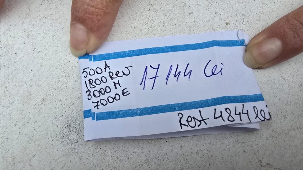 „Nu funcționează sistemul”. Cum sunt umiliți pensionarii care așteaptă luni de zile la Casele de Pensii să-și primească banii 989878