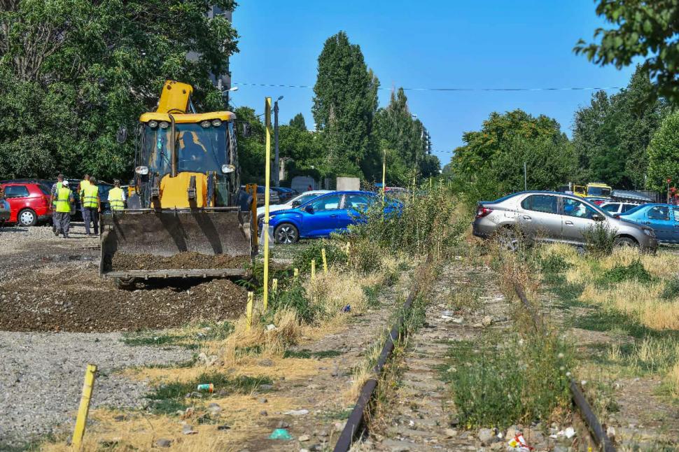 A început faza III a lucrărilor la Parcul Liniei din Sectorul 6 al Bucureştiului. La final, acesta va avea 8 hectare și 3 km lungime 990511