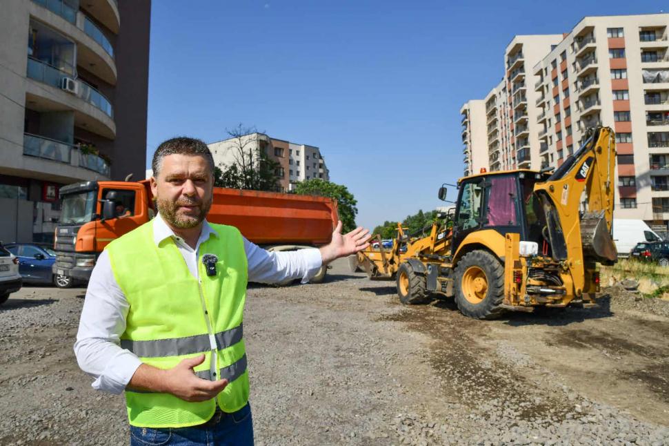 A început faza III a lucrărilor la Parcul Liniei din Sectorul 6 al Bucureştiului. La final, acesta va avea 8 hectare și 3 km lungime 990514