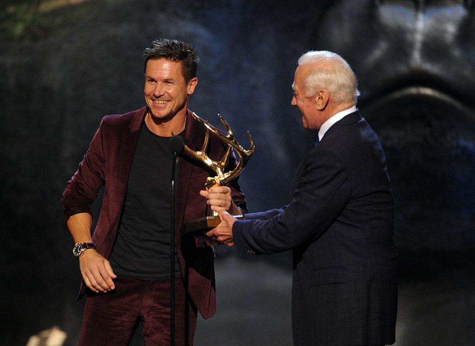 A murit celebrul parașutist Felix Baumgartner, partenerul Mihaelei Rădulescu. El a căzut din zbor într-o piscină din Italia 990682