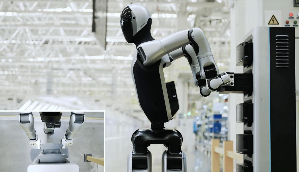 Angajații care lucrează non-stop. Walker S2 e primul robot umanoid din lume care își schimbă singur bateriile: A învățat într-o fabrică 990816