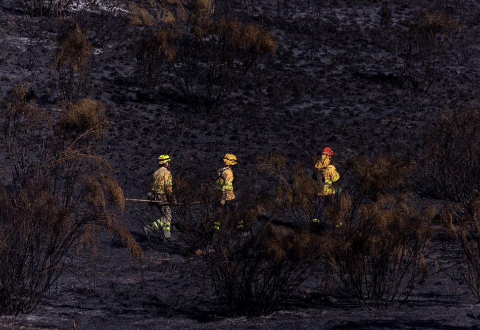 Incendii uriașe în Spania. Flăcările s-au răspândit spre zone rezidențiale. Nori groși de fum deasupra Madridului 990988